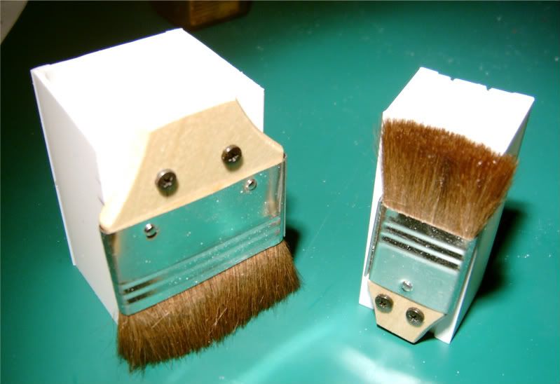 Easy to make ballast tool